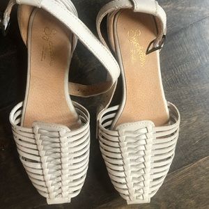 Seychelles woven sandals